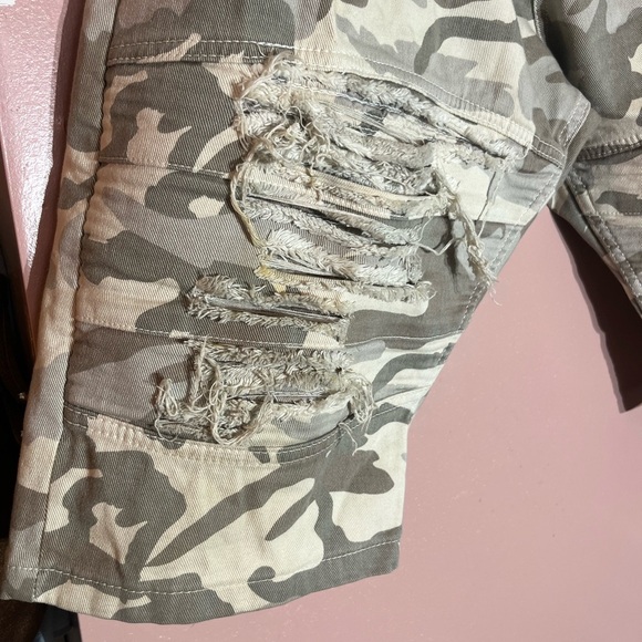 GRINDHOUSE Denim Men’s Size 40 Camouflage Shorts Distressed Stretch Y2K - Picture 5 of 9